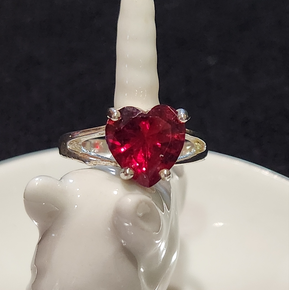 Heart-Shaped Red Gemstone Silver Ring